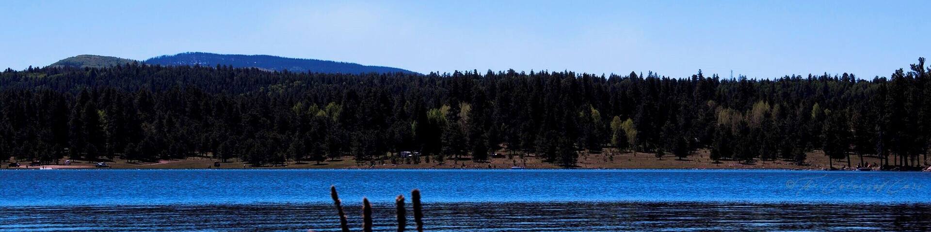 The view all around the lake is just beautiful