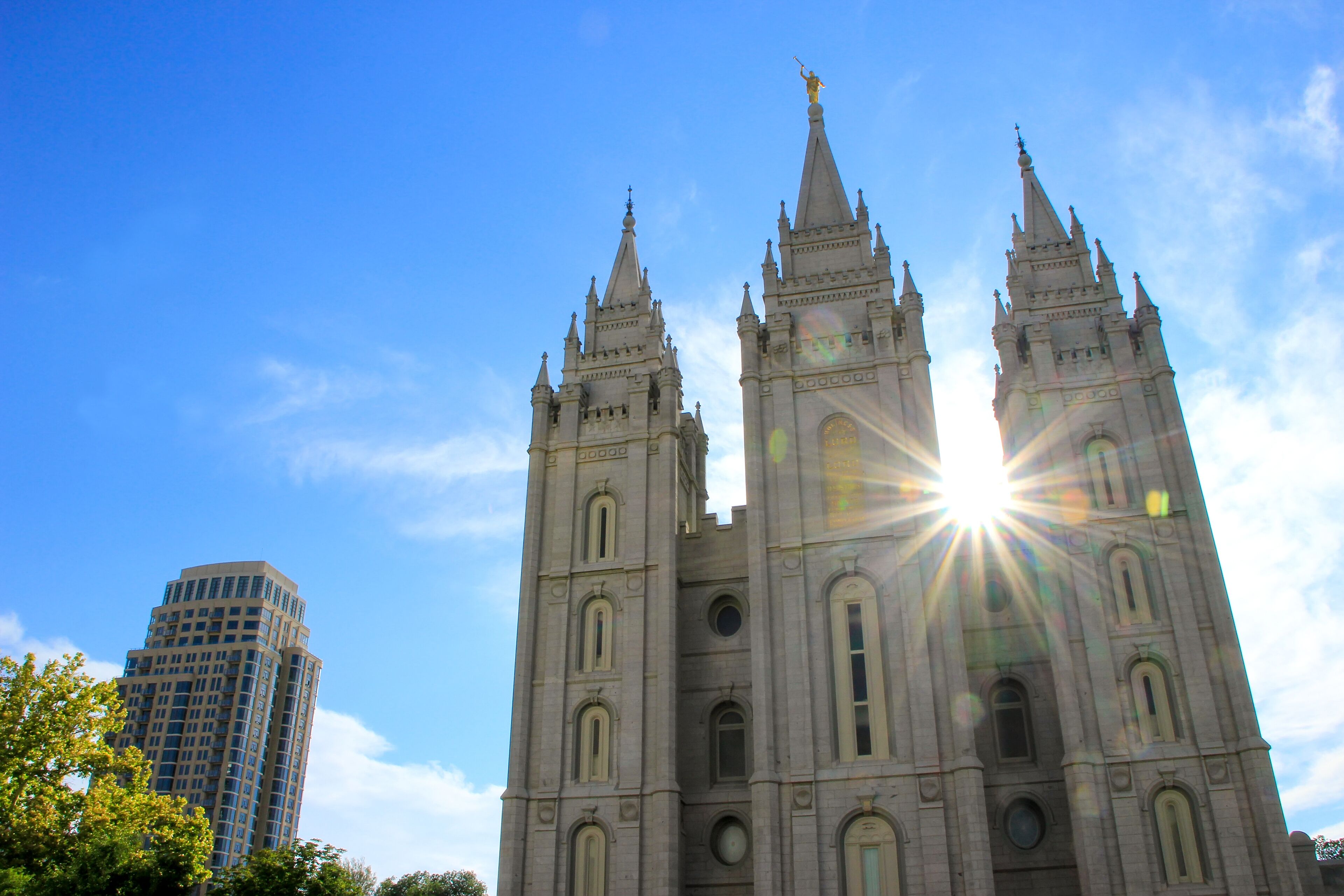 Temple of The Church of Jesus Christ of Latter-day Saints with sunburst, Salt Lake City, Utah