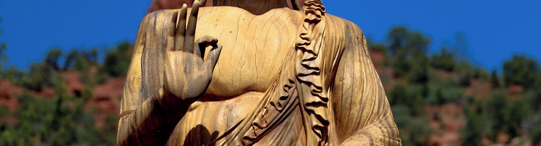 The red rock took the pride as aura for the enlightened Buddha! #nature #sedona #buddha #peaceofmind #redrocks #placestovisit #longweekend #beautifuldestinations #traveldestination
#TakeAHike
#InStone