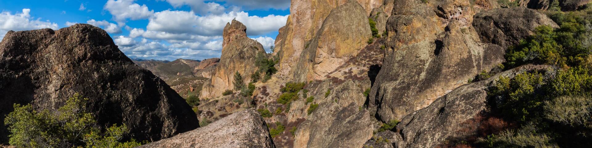 Flow-Banded Rhyolite Volcanic Spires on The High Peaks Trail, Pinnacles National Park, California, USA