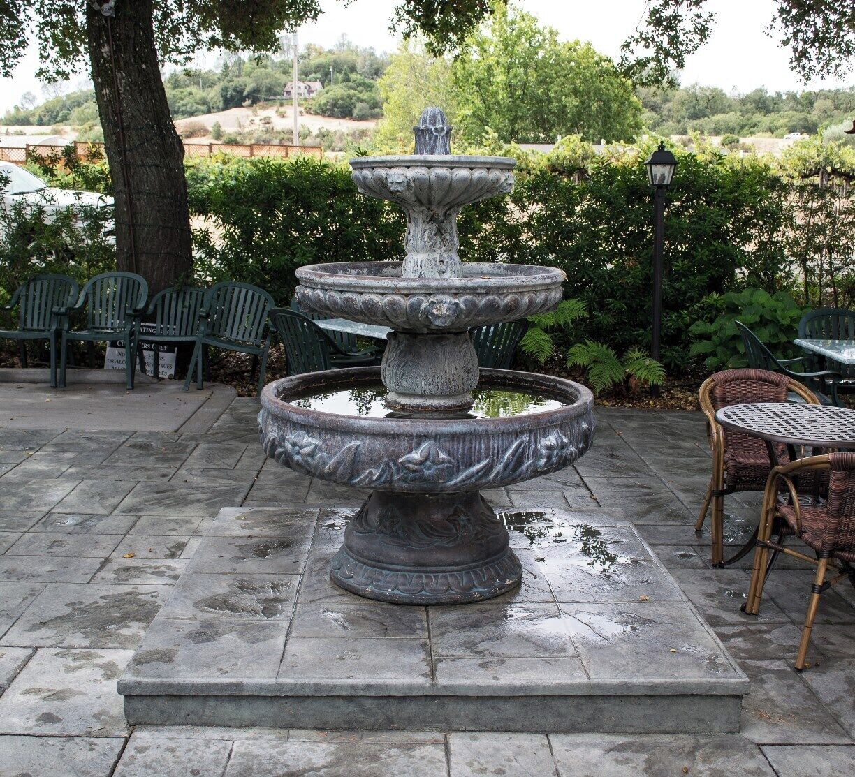 Great place to have breakfast! Wonderful scenery too.