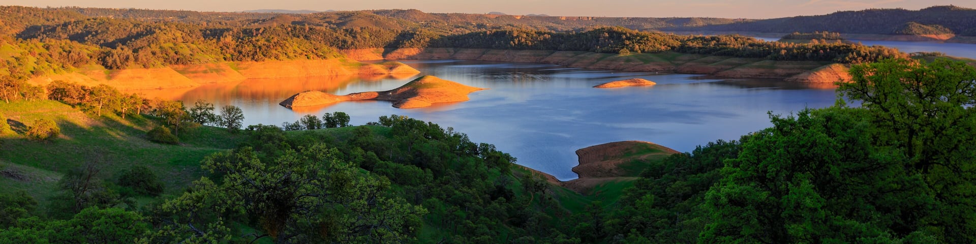Sunny view of the landscape of San Luis Reservoir State Recreation Area