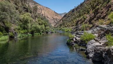 Phyllite and chert of Hite Cove (Triassic). California State Route 140, Midpines, Mariposa County. Metamorphic rock. Sierra Nevada. Merced River.