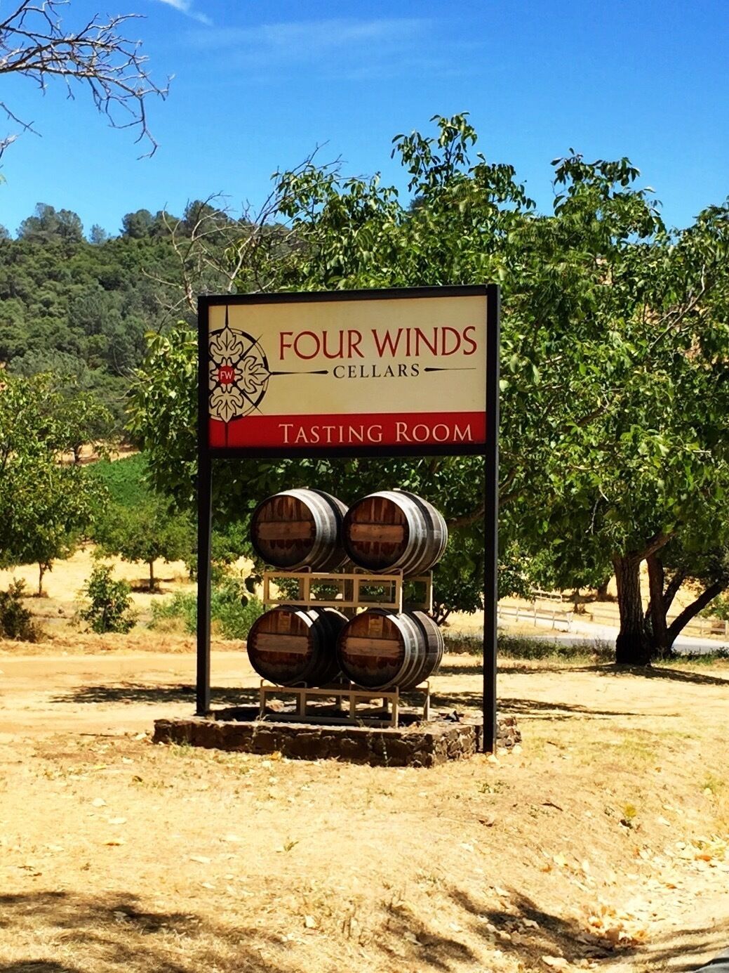 This winery is off the beaten path and offers some very good reds at a reasonable price. The grapes come from Napa, but they offer Murphys' prices.
