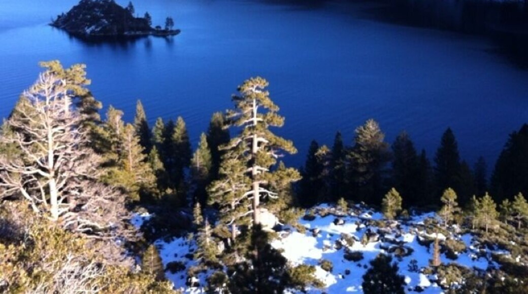 Emerald Bay in the winter, not so much emerald at this time of day, still gorgeous! Rubicon trail wraps around the bay to Vikingsholm castle if you're up for a hike. Eagle falls trailhead nearby too.