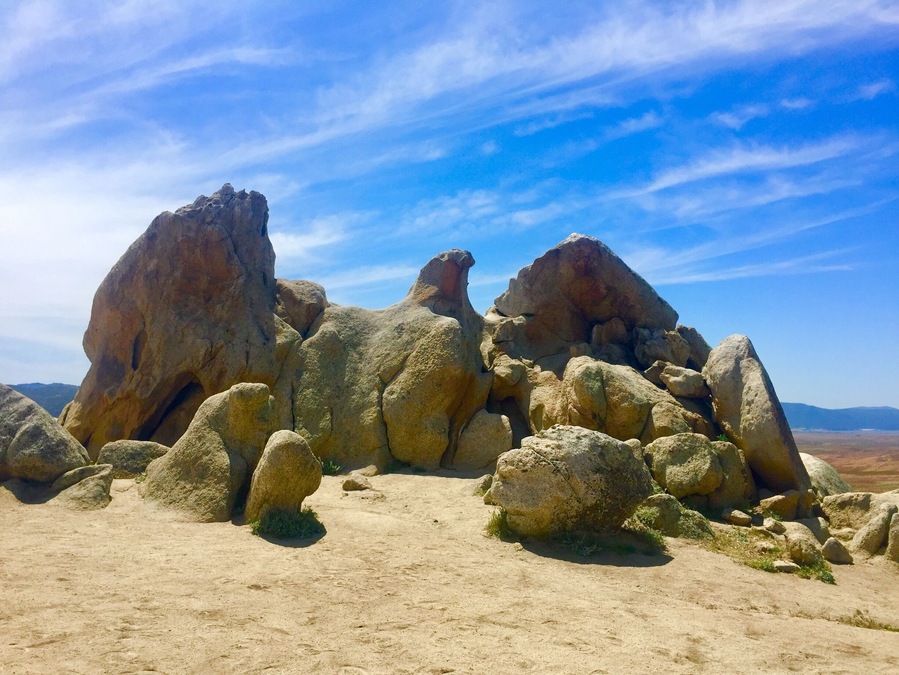 Friend of a friend told us about this Eagle rock! No one had heard of it.... it's on the Pacific crest trail, 1 hr or so from warner springs. The San Diego Reader did an article on it back in 2012. Read the below link for directions.
http://m.sandiegoreader.com/news/2012/may/30/roam-eagle-rock-pct/?templates=mobile
Enjoy.
#californiaadventures #eaglerock #wowjustwow #localfind