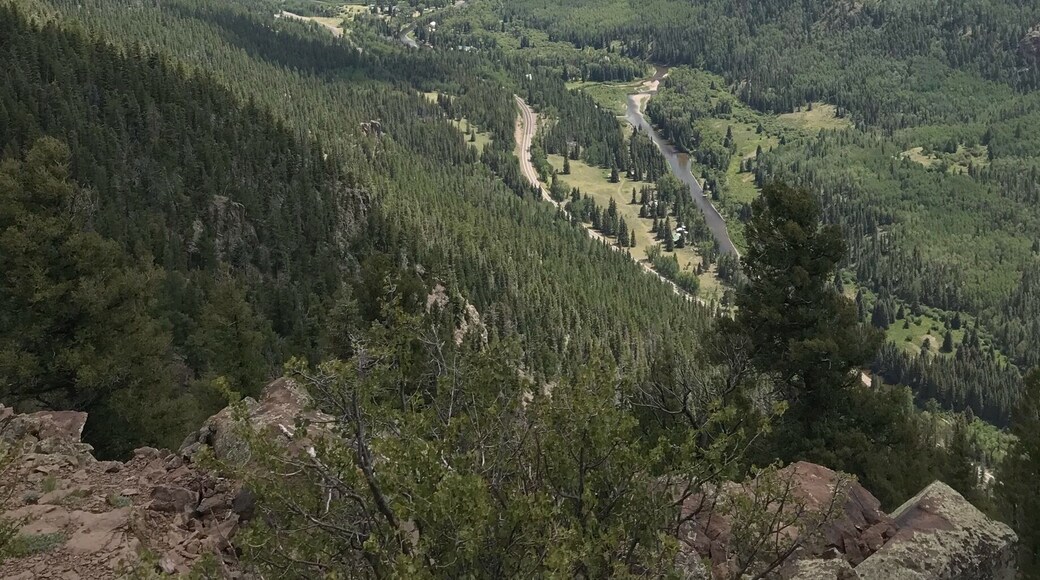 If you have an ATV, you can take Route 101 to the top of Black Mountain. There is a large loop that goes around the top of the mountain with several scenic overlooks.
#lifeatexpedia #colorado
