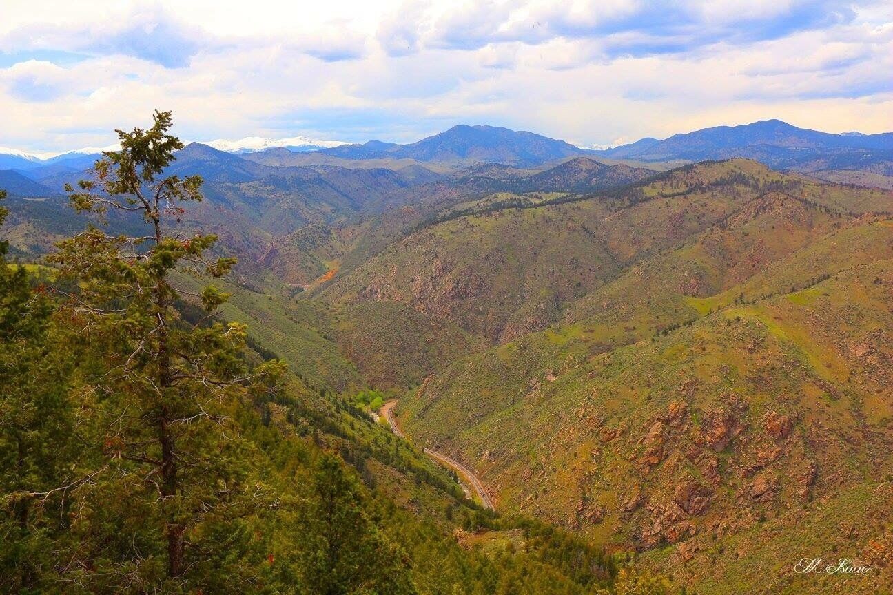 Mountain bikers and hikers can follow the Chimney Gulch trail, a difficult, narrow "single track" #hiking trail that crisscrosses the Lariat Loop road twice on its way to the summit. #roadtrip #Colorado #adventure