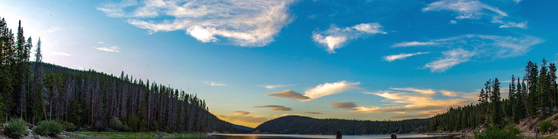 I recently found this fun little campground. It was an ideal place for fishing, kayaking, having a campfire and just being outside. After catching a few trout on the fly rod, I sat back and enjoyed the sunset on the lake.
#adventure #exploremore #fishing #greatoutdoors