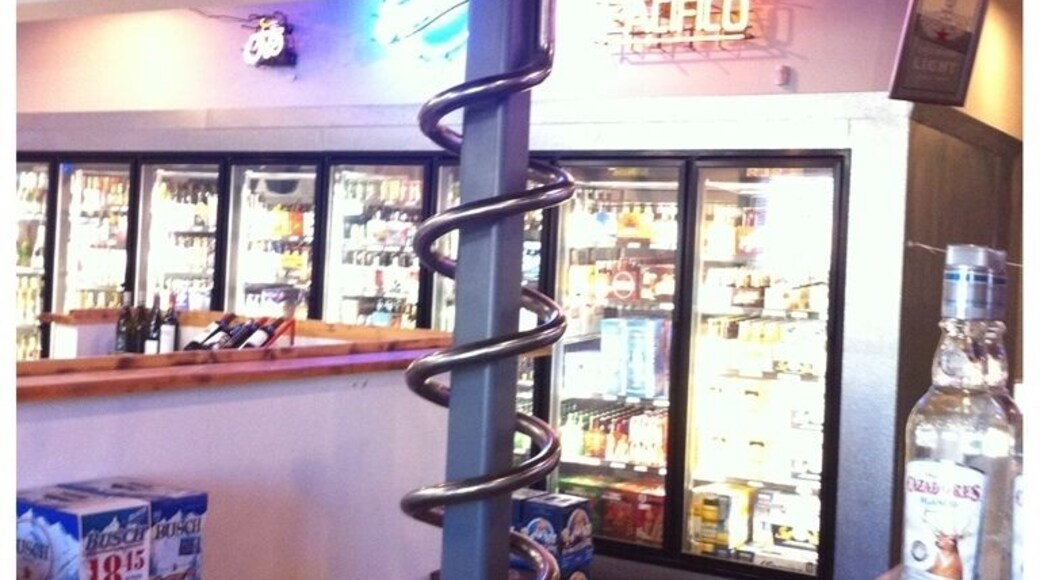Giant corkscrew in an Ignacio liquor store