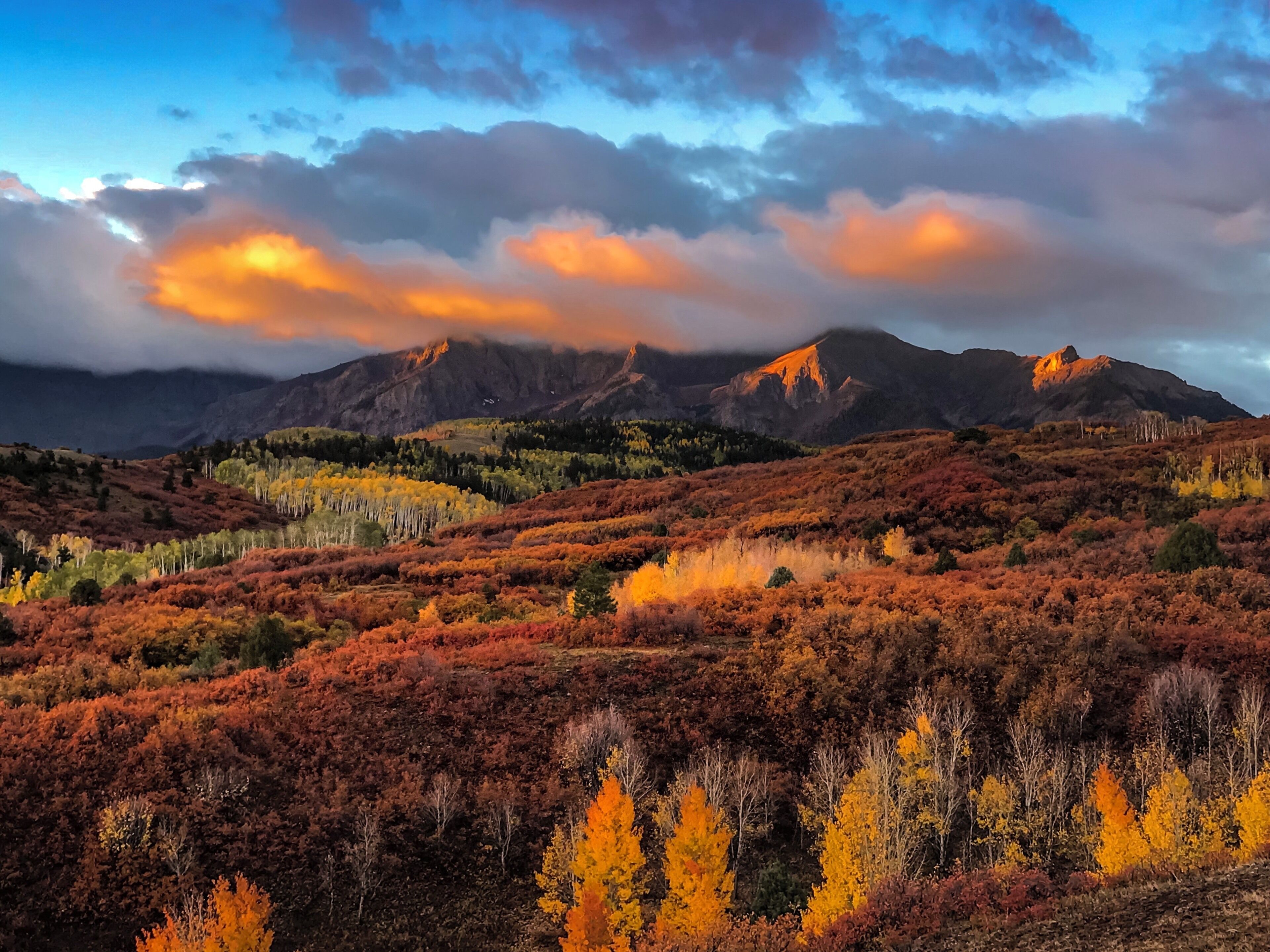 Dallas Divide at sunrise overlooking Ralph Lauren’s Double RL Ranch