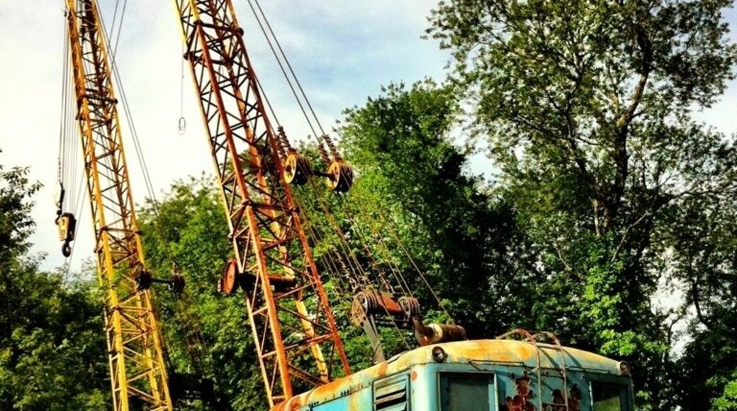 This is a hidden gem. Actually across the street from the overflow parking lot. Follow the tracks. This is best as a morning shot... 8-9:30 a.m.
Great textures and details on this piece. I spent an hour shooting it. The "AMERICAN" logo is classic.
#Abandoned