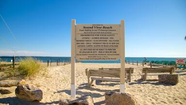 Old Lyme featuring signage