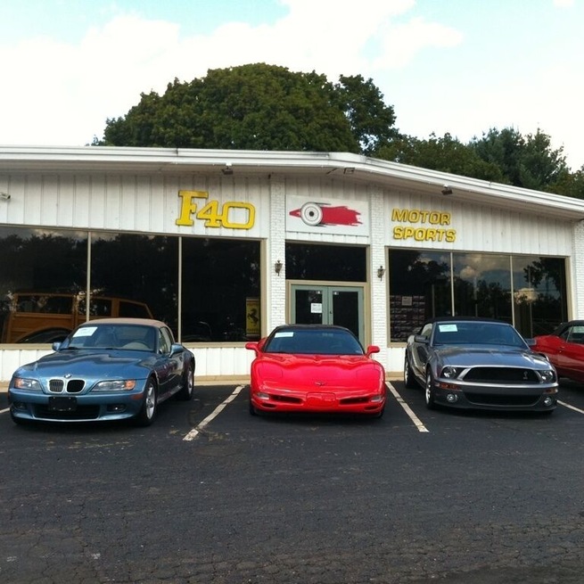 Stopped by to see where one of my favorite shows, Chasing Classic Cars, is taped. Actually got to meet and talk with Wayne Carini.