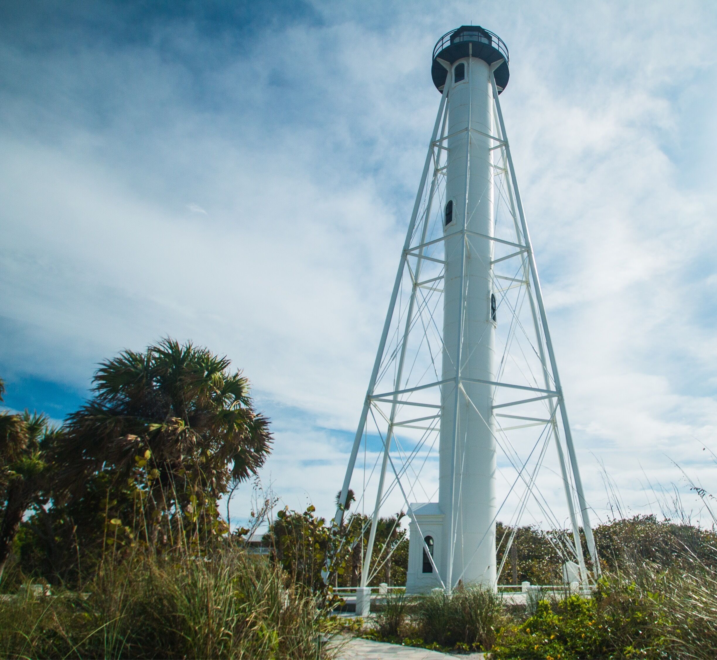Fun photo spot me and my fiancé have nice photos here