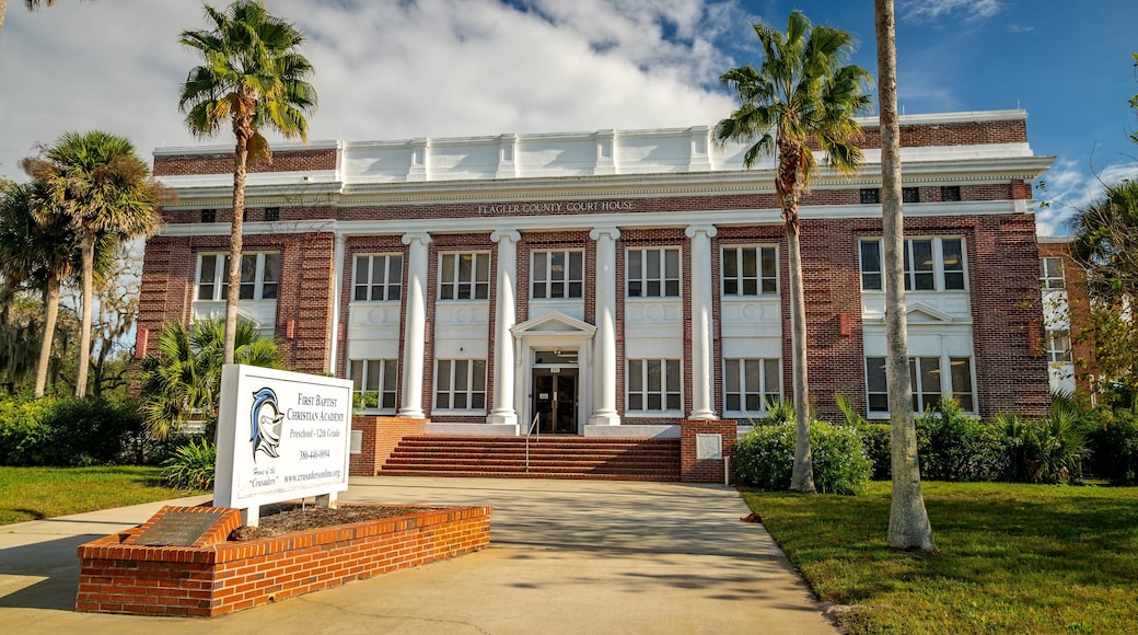 Bunnell showing signage and heritage architecture