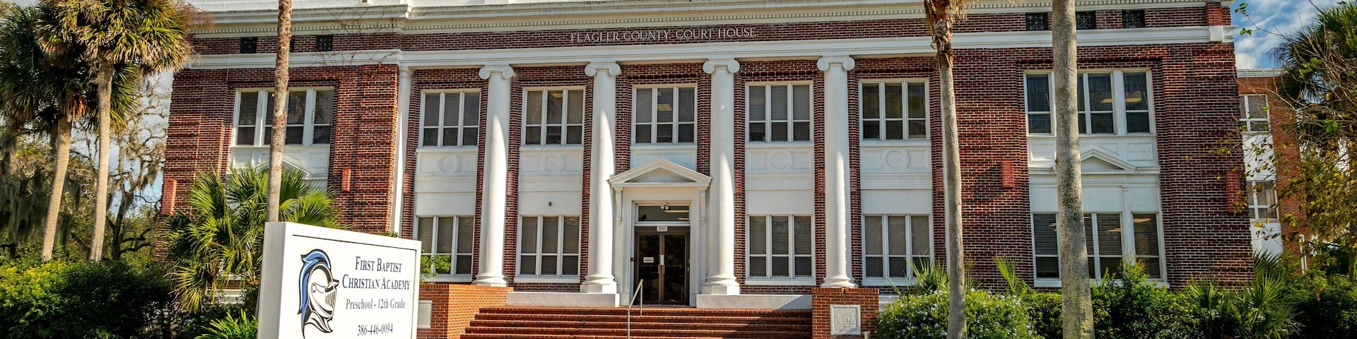 Bunnell showing signage and heritage architecture