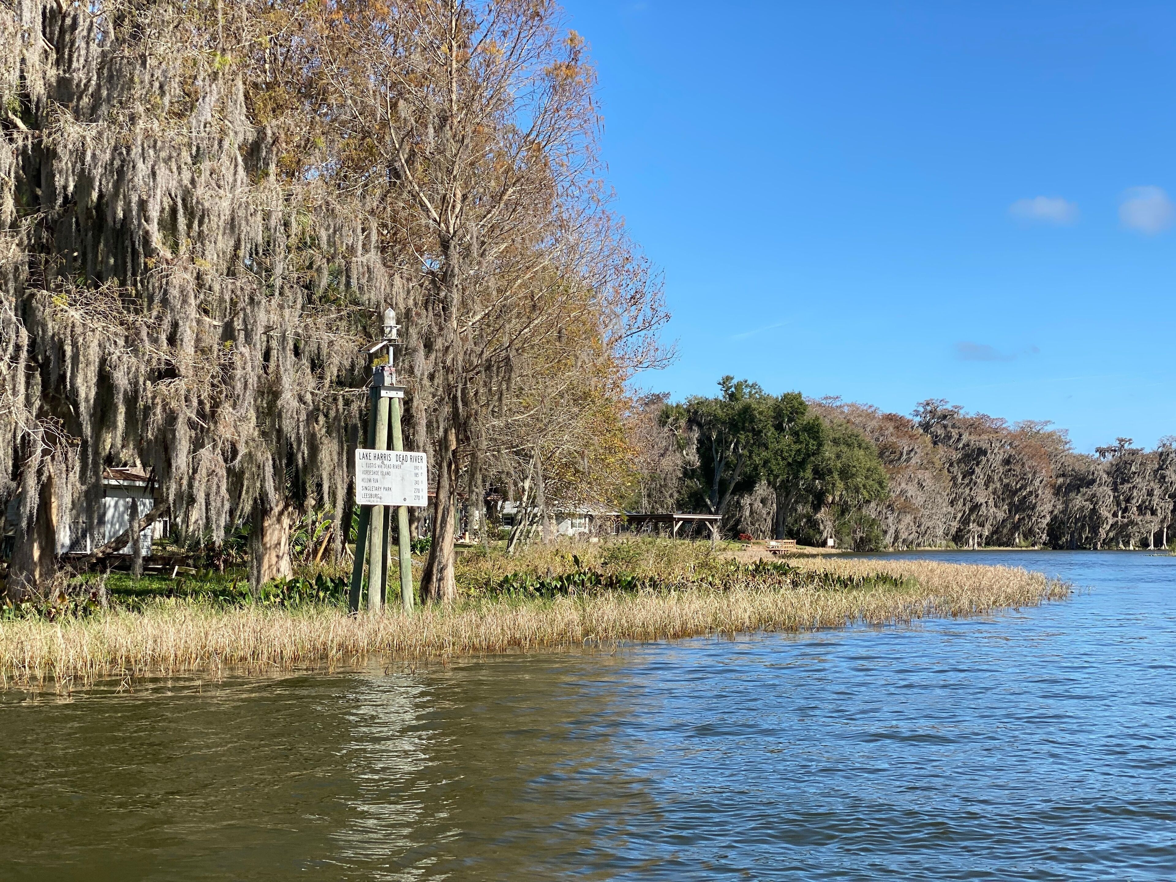 Little Lake Harris is a 2743 acre, Public lake located in Astatula, Tavares, and Howey-in-the-Hills in Lake County.  fishing in this lake 