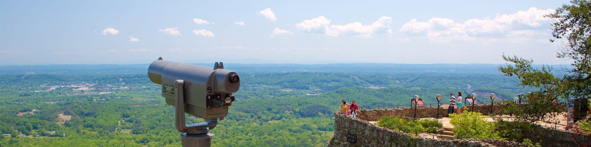 Lookout Mountain showing tranquil scenes and views