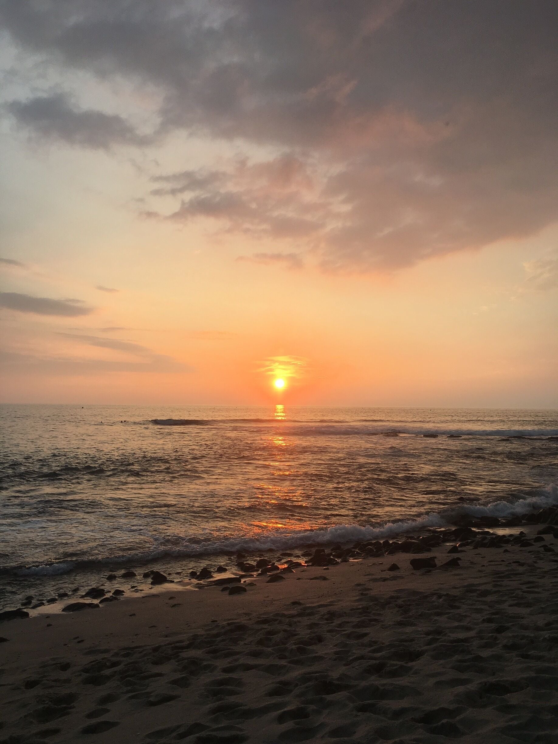 Beautiful beach sunset on the Big Island, Hawaii