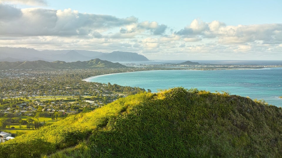 The Lanikai Pillbox Hike (Kaiwa Ridge Trail) #lifeatexpedia