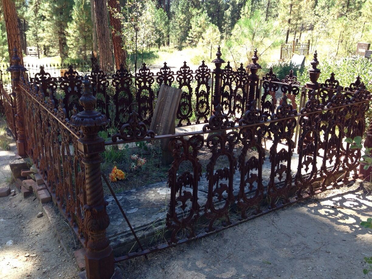 Old and unique
#instone