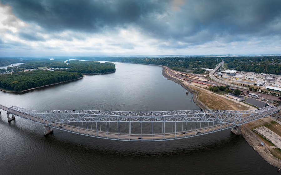 Julien Dubuque Bridge Spans the Mississippi