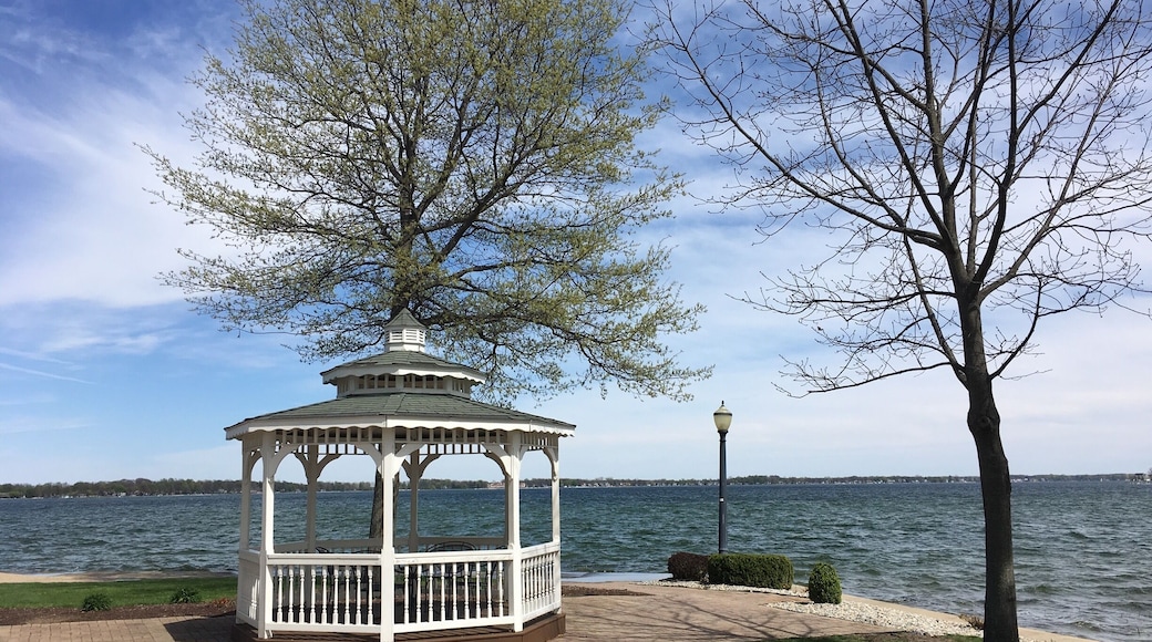 Great place for a getaway. Lovely setting.