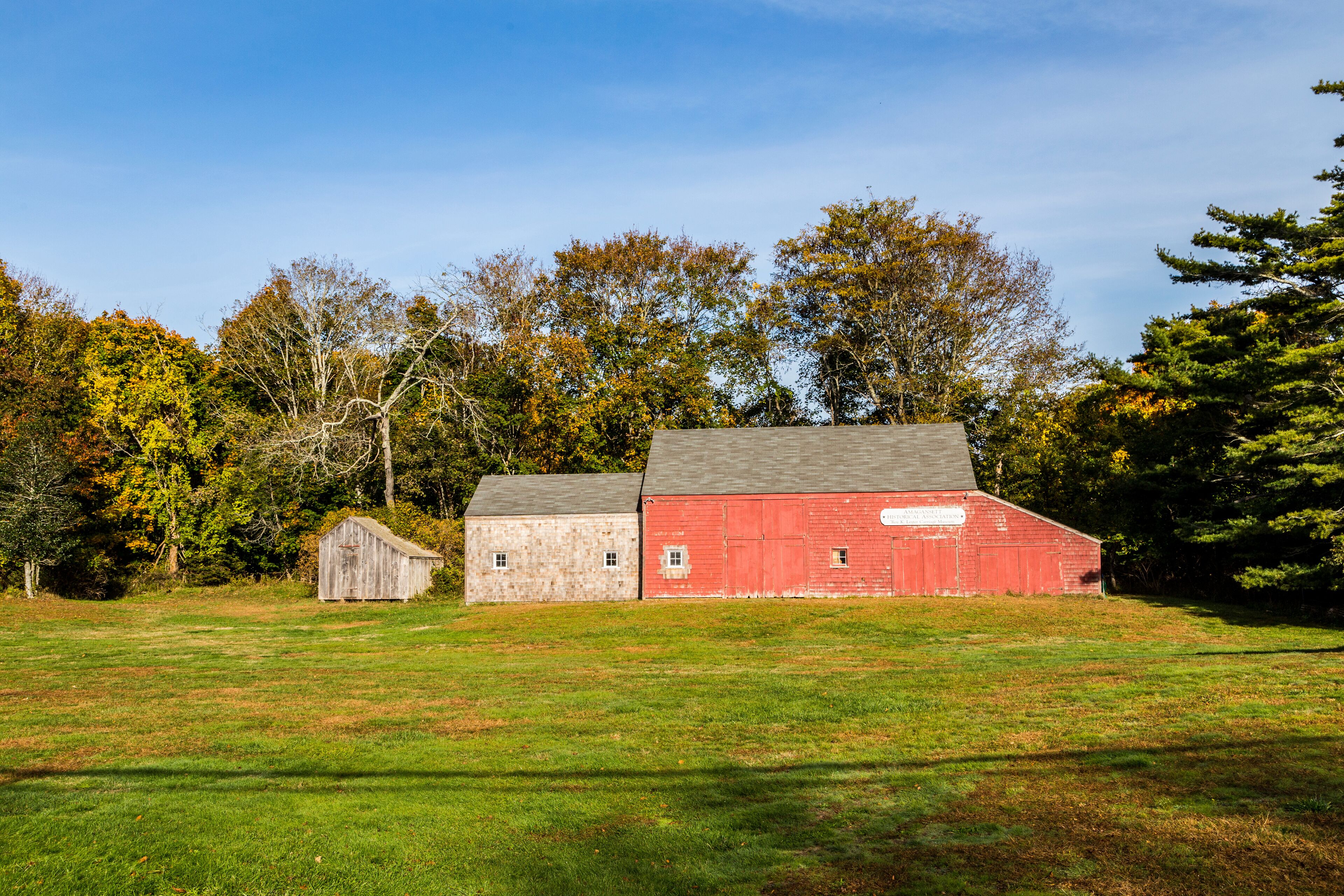panoramic view of scenic houses in the small village of Amargansett in the Hamptons.