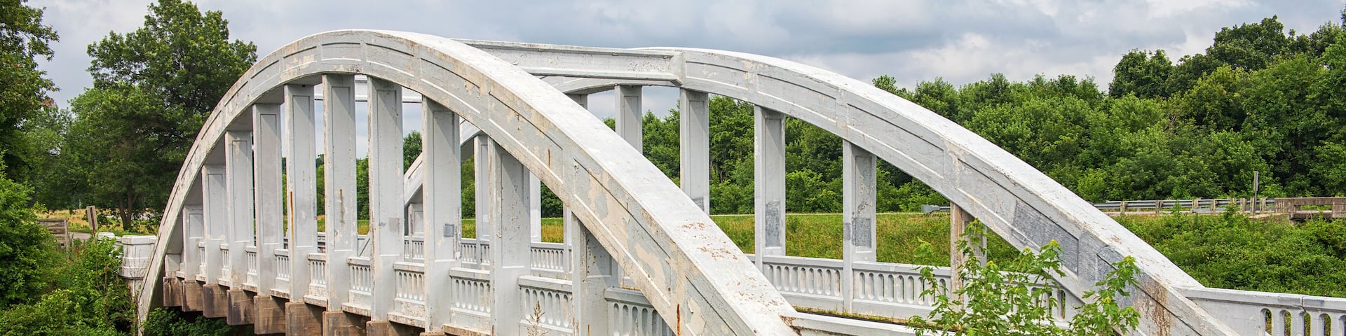 Brush Creek Bridge/Rainbow Bridge in Riverton/Baxter Springs, Kansas. (famous Route 66 attraction)