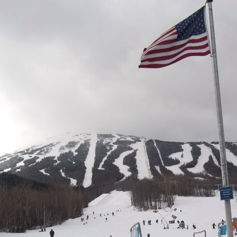 #snowtrove   With 150 plus trails and a summit elevation of over 4300 feet, 2400 feet of vertical, Sugarloaf is "one big mutha of a mountain" and the undisputed largest ski resort east of the Rockies