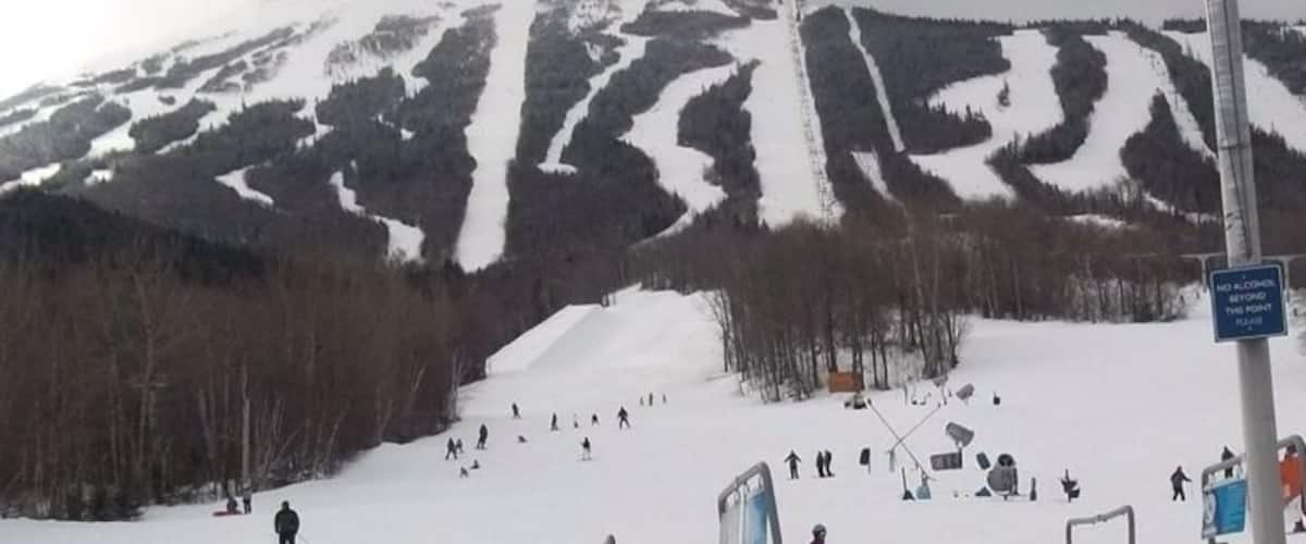 #snowtrove With 150 plus trails and a summit elevation of over 4300 feet, 2400 feet of vertical, Sugarloaf is "one big mutha of a mountain" and the undisputed largest ski resort east of the Rockies