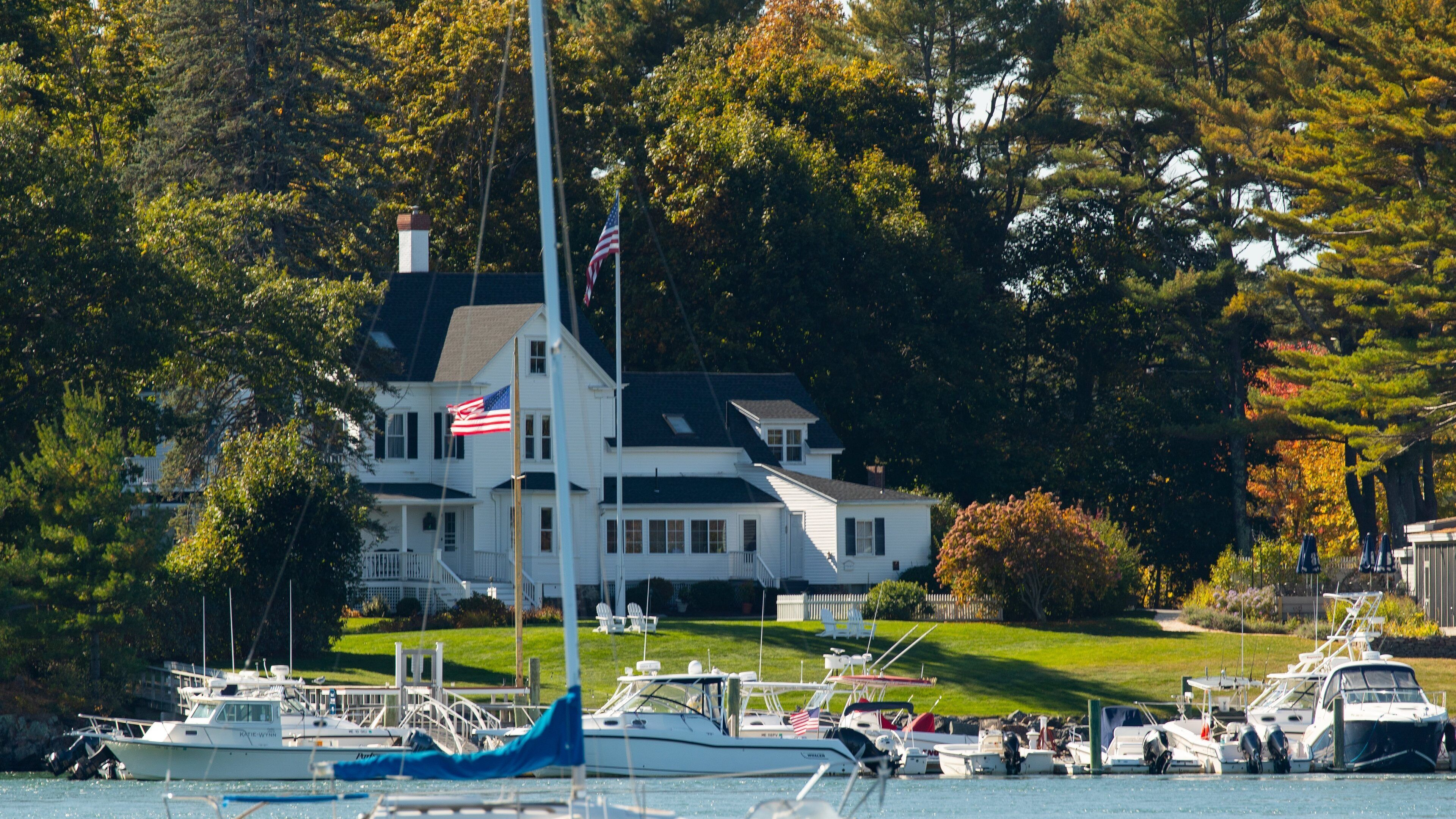 York Harbor featuring a bay or harbor and a house