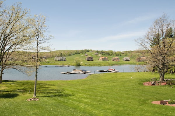 Vacation home on Deep Creek Lake in McHenry, Maryland.