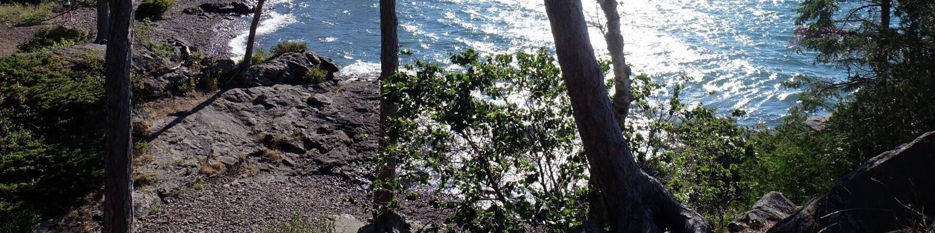 The Keweena Penninsula drive in the Michigan UP is beyond beautiful!