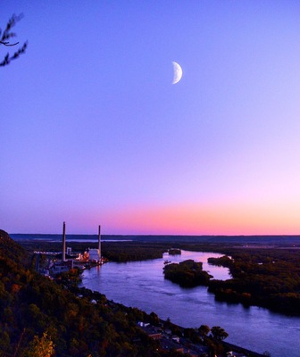 Buena Vista Park is located on the hill above Alma Wisconsin overlooking the Mississippi River