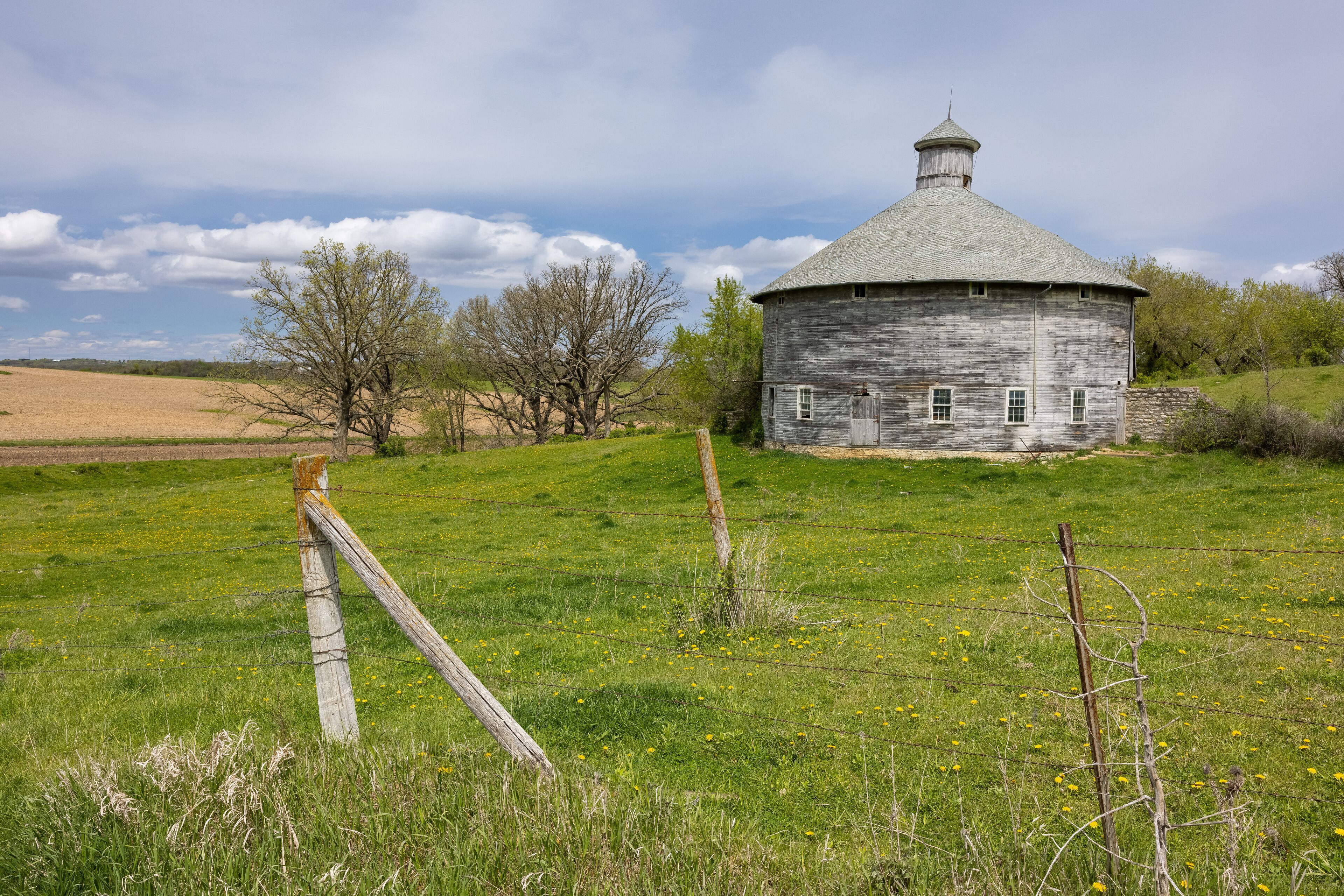 Old Wooden Round Barn 