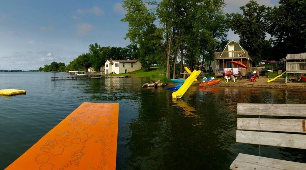 What an amazing group of people accompanied by this chunk of land! I recommend a full week at this resort, their adorable cabins combined with all the lake life they have to offer creates an unbeatable atmosphere.
