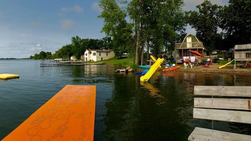 What an amazing group of people accompanied by this chunk of land! I recommend a full week at this resort, their adorable cabins combined with all the lake life they have to offer creates an unbeatable atmosphere.
