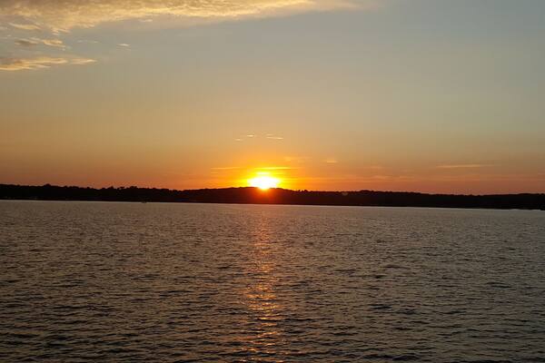 A sunset cruise upon the Breezy Belle. #Sunsets #LakeLife