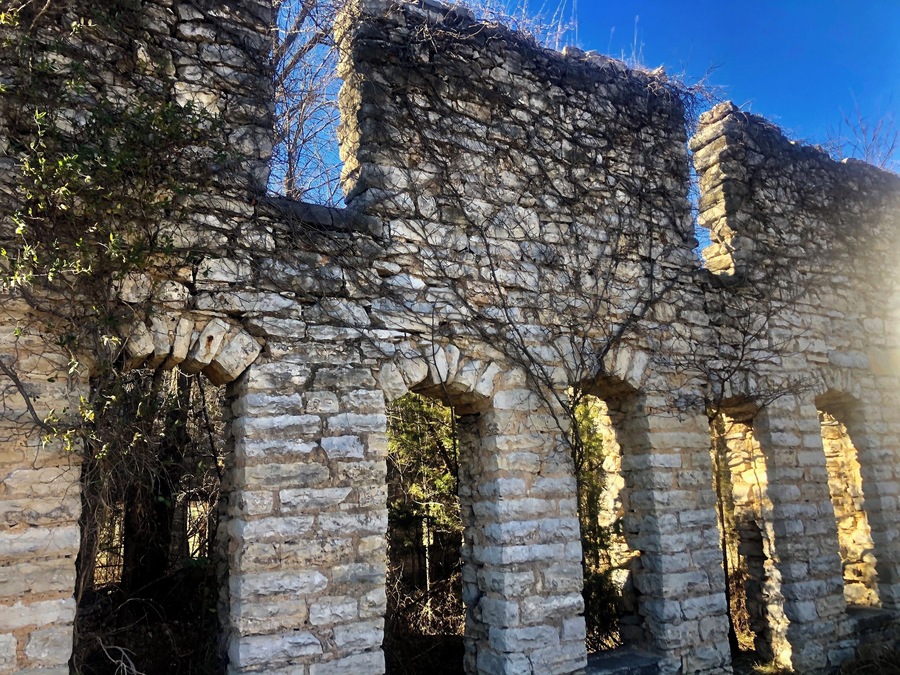 Abandoned General Store in Plano, Missouri. Plano became a ghost town after I-44 was build, bypassing the town #history