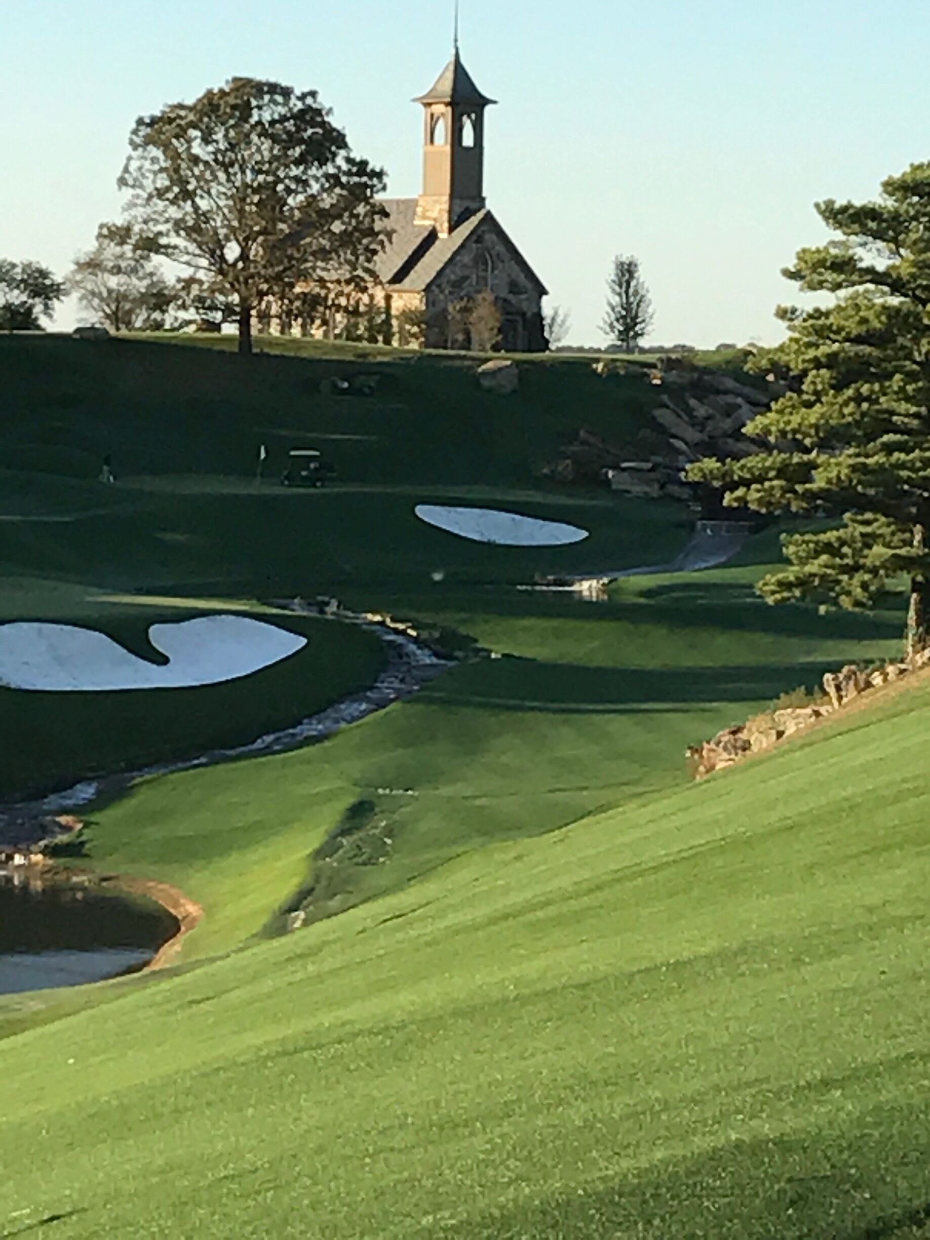 Cute little chapel... Cave tours and golf #lifeatexpedia