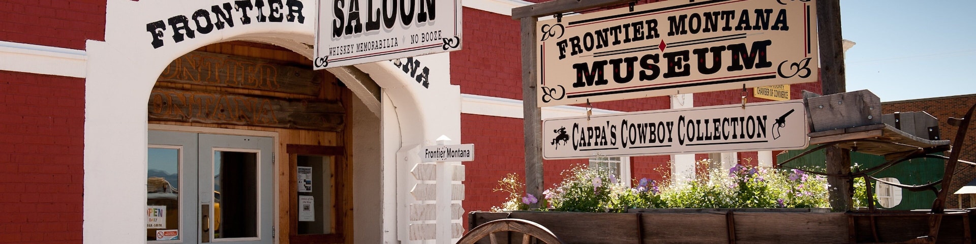 Deer Lodge showing signage