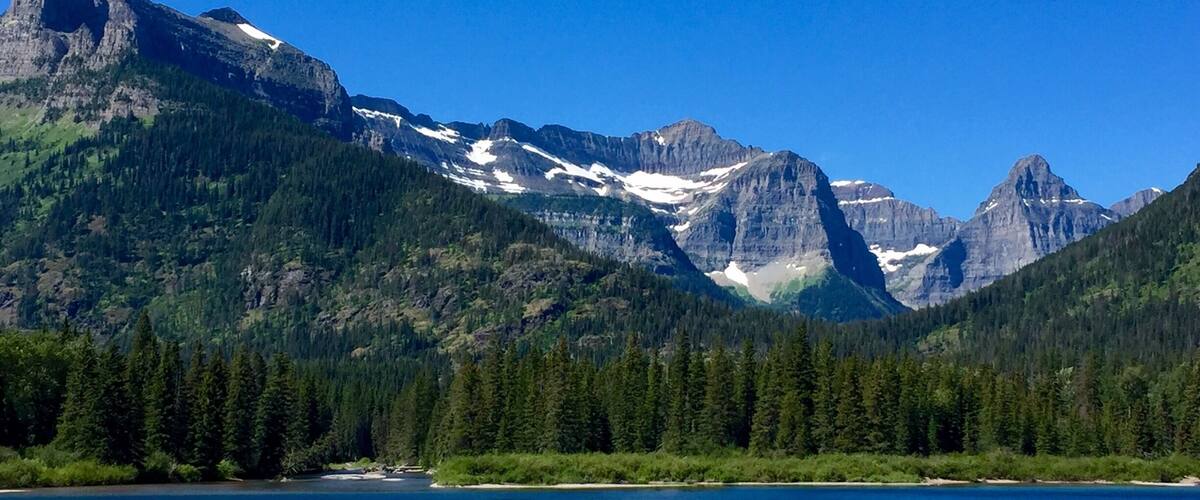We've made it to Canada by boat!