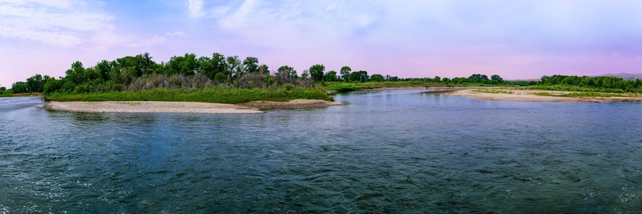 Missouri Headwaters State Park, the official start site of the Missouri River, confluence of the Madison, Jefferson, and Gallatin Rivers in Three Forks, Montana, USA