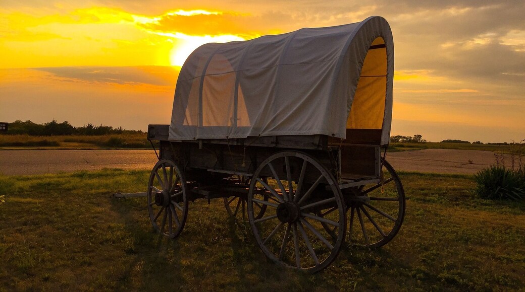 Very interesting state park in Nebraska. At Rock Creek Station you can see the wagon ruts, learn about the Oregon Trail and see some beautiful sunsets.