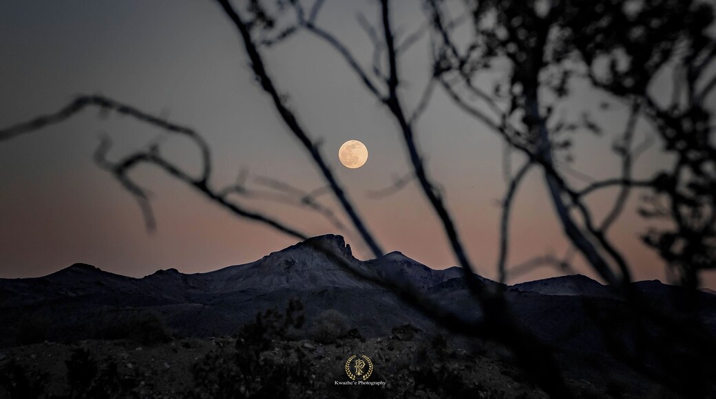 2020 of Feb 8th - Snow Moon! Rhyolite Rd, Beatty, Nevada