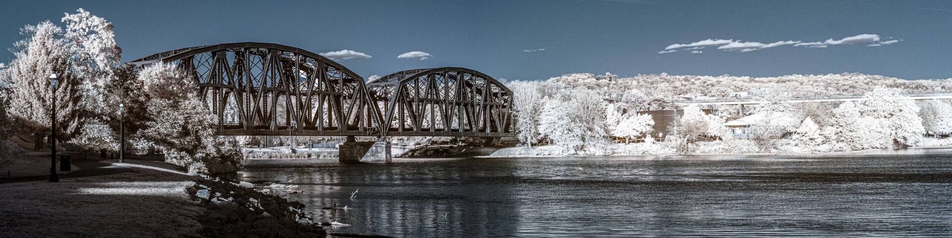 Bridgewater Crossing in Infrared