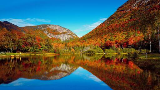 Fall season is right time to photograph this location. Always crowded
Thanks for visiting https://creativenatureart.com/
