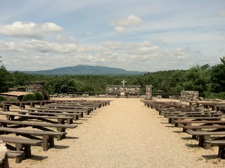 The overlook to Mt Manadnock